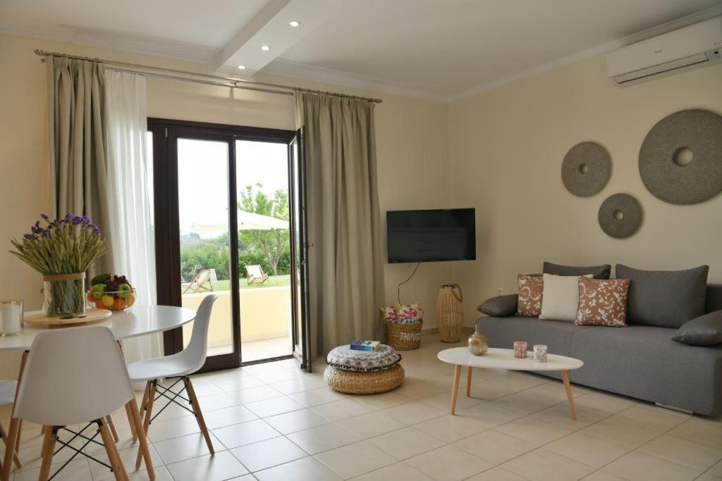 Anemi Superior Deluxe Suite Kolios Buitenkant foto
